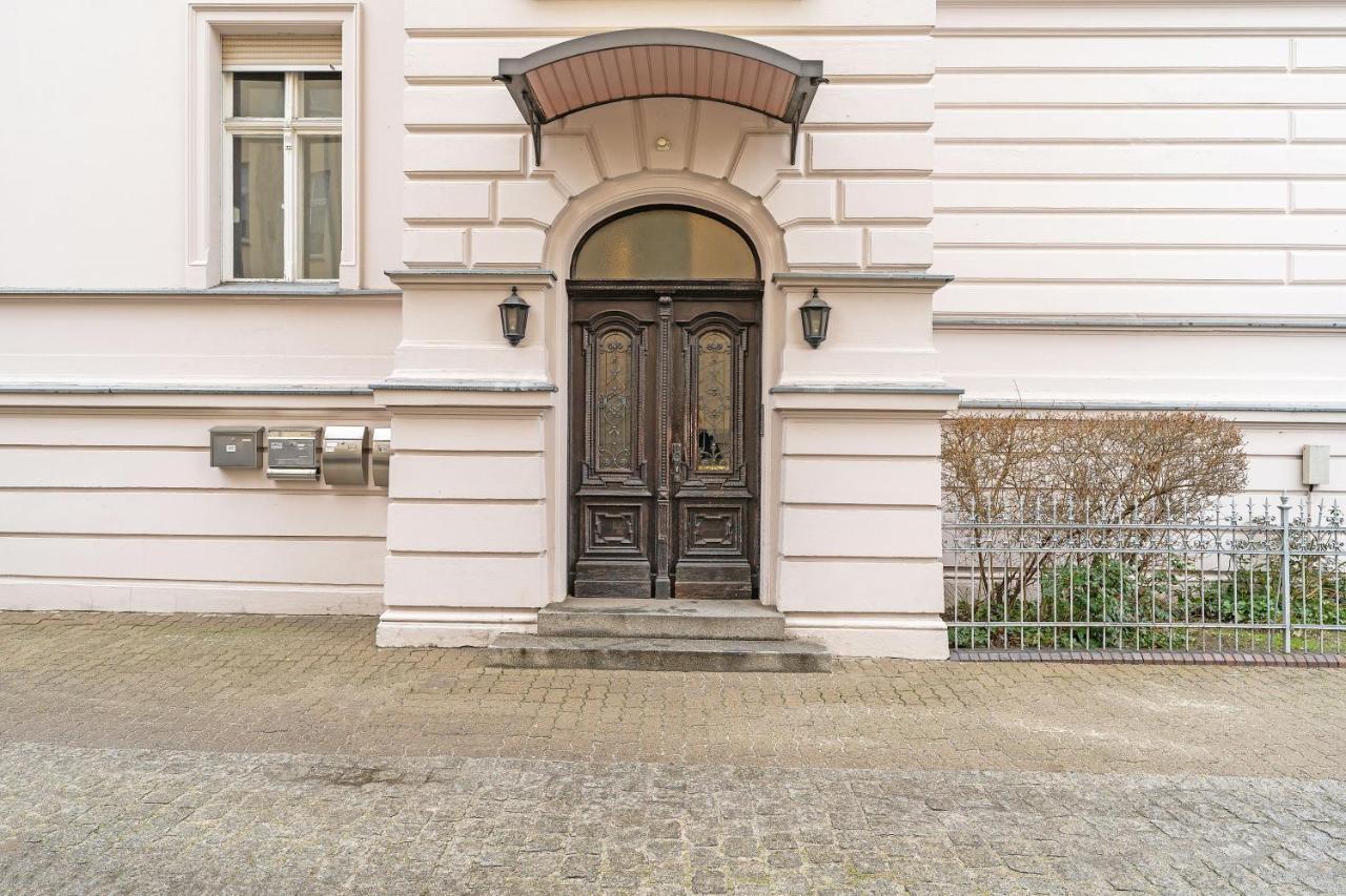 Apartments Direkt Am Staatstheater,Modern,Zentral,Ruhig,2 Zimmer,Netflix,Privatparkplatz Auf Dem Hof 科特布斯 外观 照片