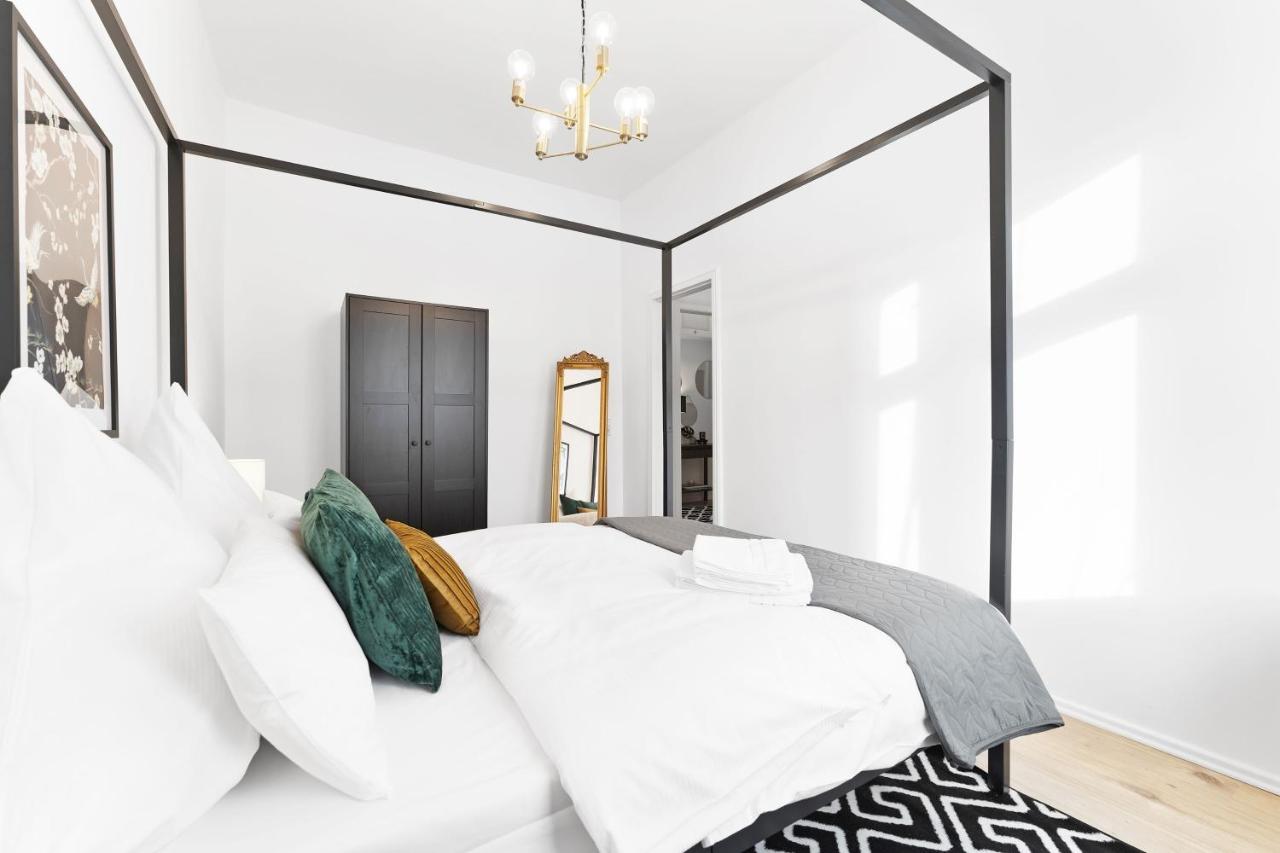 Apartments Direkt Am Staatstheater,Modern,Zentral,Ruhig,2 Zimmer,Netflix,Privatparkplatz Auf Dem Hof 科特布斯 外观 照片